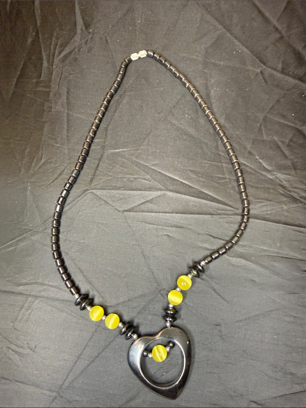 Womens Genuine Hematite Stones and yellow Beads Heart Shaped